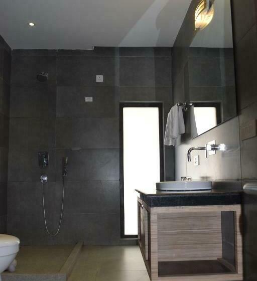 デラックスルーム, Fabhotel Paradise Ville Resort