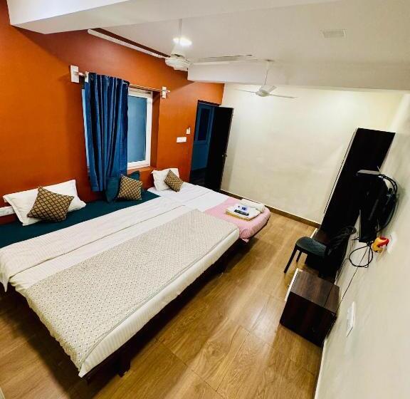 Quarto Triplo Comfort, David Residency