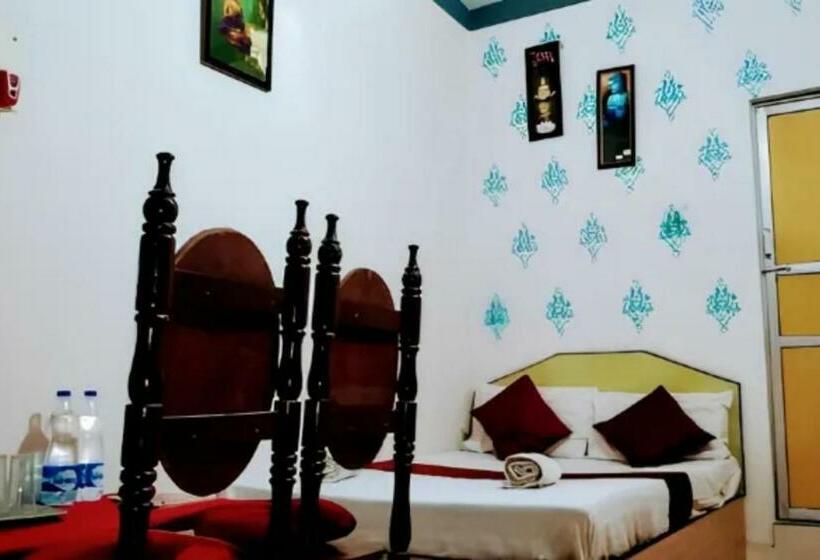 Deluxe-huone King-vuode, Goroomgo Mohit Paying Guest House Varanasi