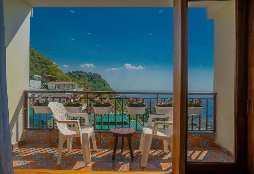 جناح مزوَّد بشرفة, Perfectstayz Mokshada Suites