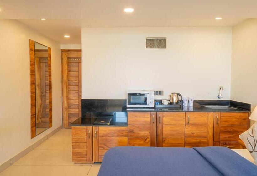 جناح جونيور مزوَّد بشرفة, Perfectstayz Mokshada Suites