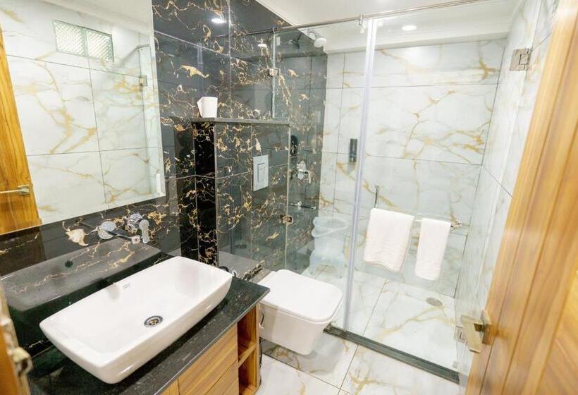 جناح جونيور مزوَّد بشرفة, Perfectstayz Mokshada Suites