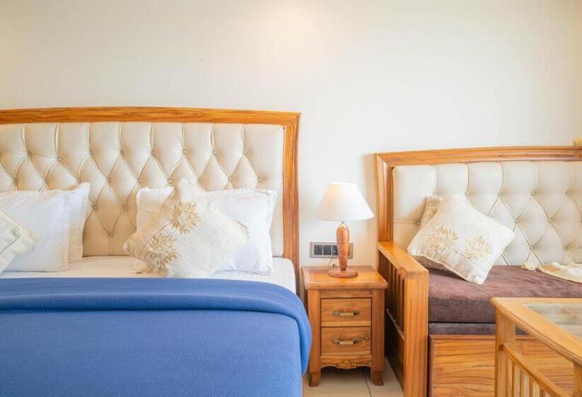 جناح جونيور مزوَّد بشرفة, Perfectstayz Mokshada Suites