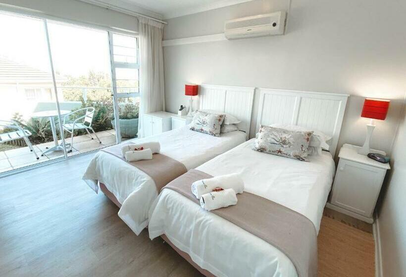 オーシャンビュースタンダードルーム, Thanda Vista