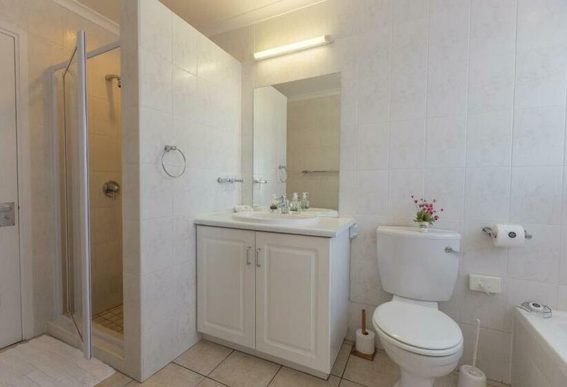 オーシャンビュースタンダードルーム, Thanda Vista