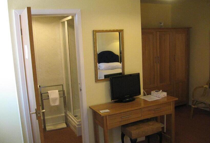 标准间, The Red Lion