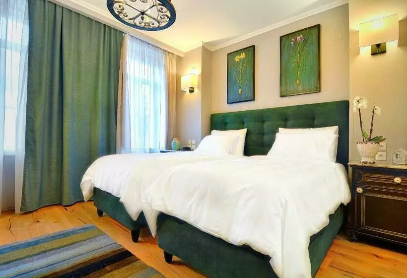 Chambre Deluxe, Antique