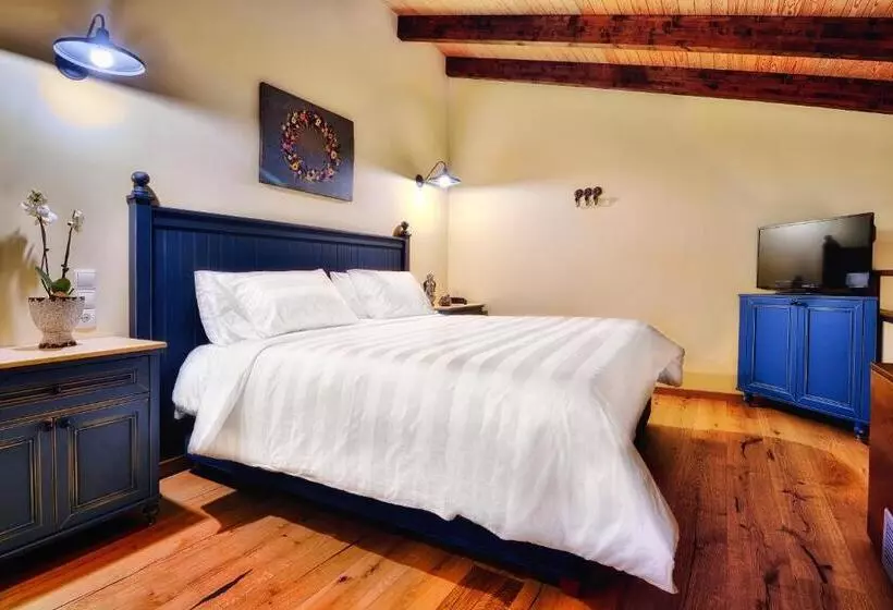 Chambre Duplex, Antique