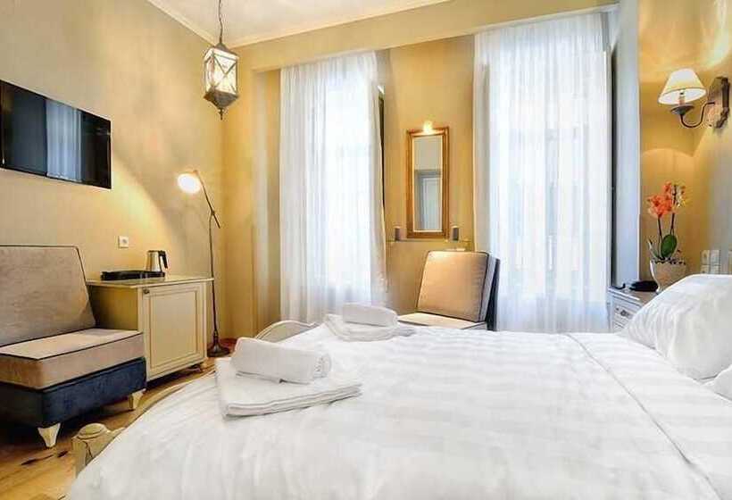 חדר דלוקס, Antique