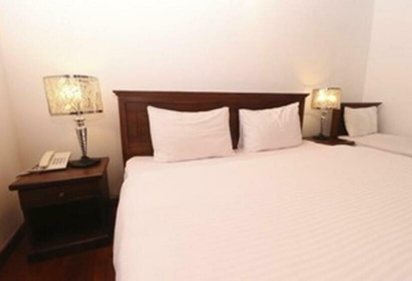 Трехместный Номер Deluxe, Daffodil S