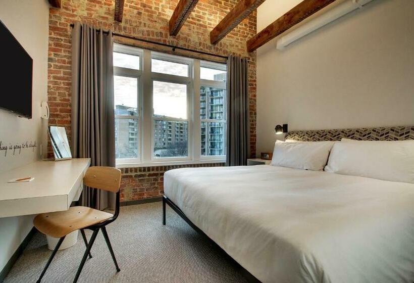 标准间带双人床, Hive