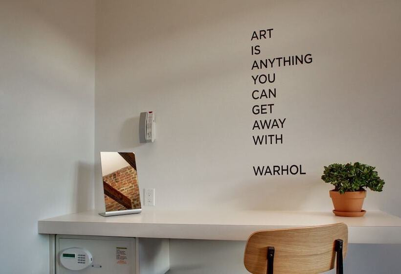 标准间带双层床, Hive