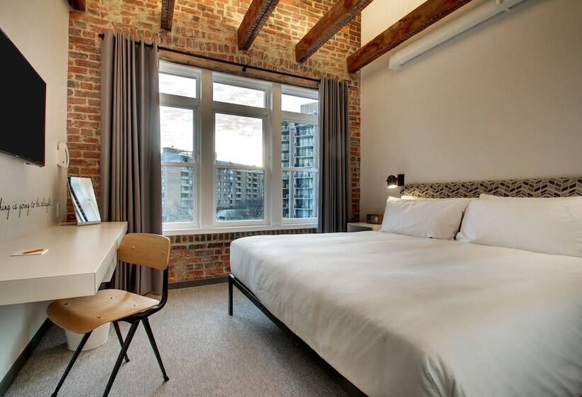 标准间带双人床, Hive