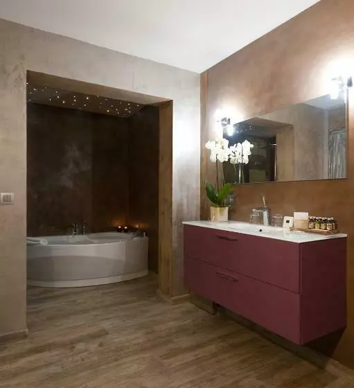 キングサイズベッドのスイートルーム, Isulella Hotel & Restaurant