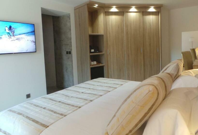 Люкс Кровать Кинг, Isulella Hotel & Restaurant