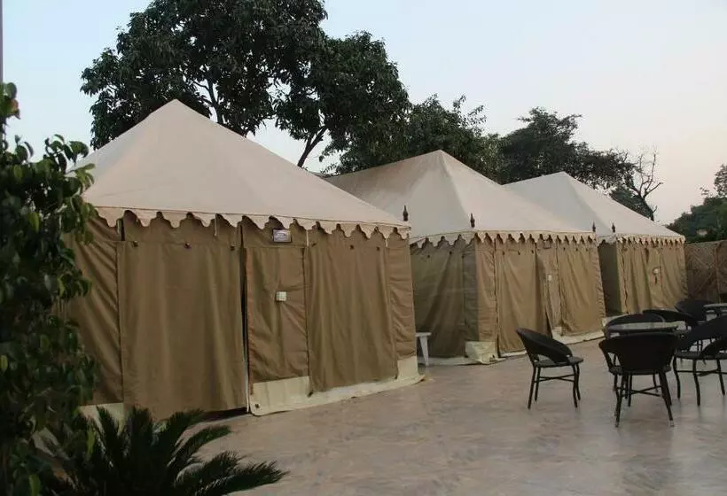１ベッドルームハウス, Jhansi