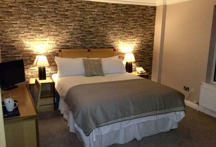 Номер Стандарт, Kilmorey Arms