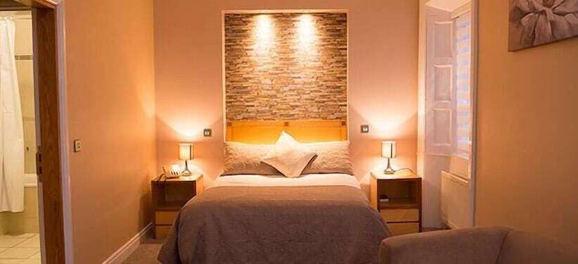 Номер Стандарт, Kilmorey Arms