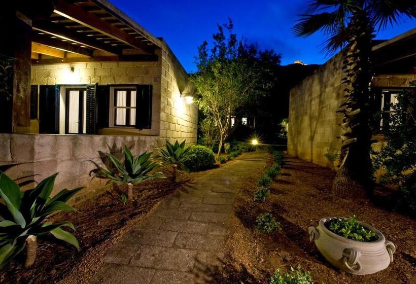 Хижина, Miramare Residence