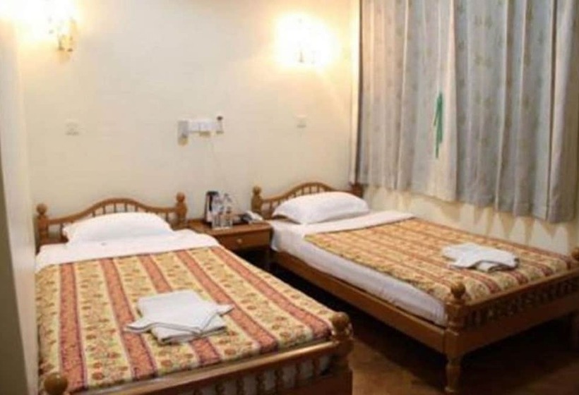 اتاق استاندارد, Mr Charles Guest House