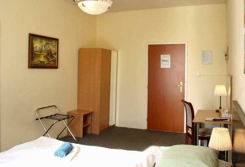 Номер Стандарт Совместная Ванная, Pension Village