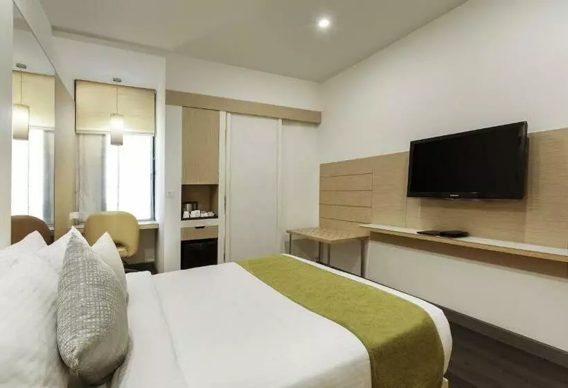 デラックスルーム, Sarovar Portico Outer Ring Road