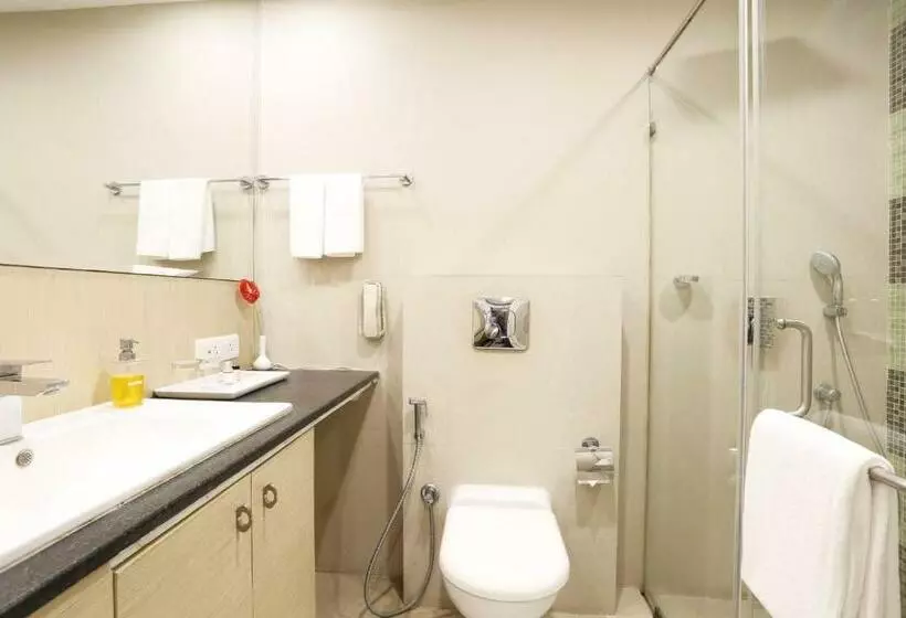 デラックスルーム, Sarovar Portico Outer Ring Road