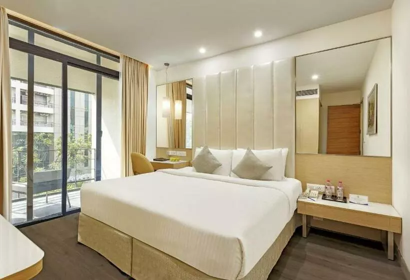 プレミアムルーム, Sarovar Portico Outer Ring Road