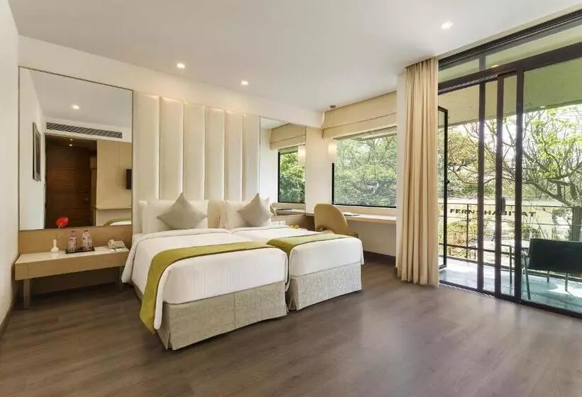 バルコニー付プレミアムルーム, Sarovar Portico Outer Ring Road