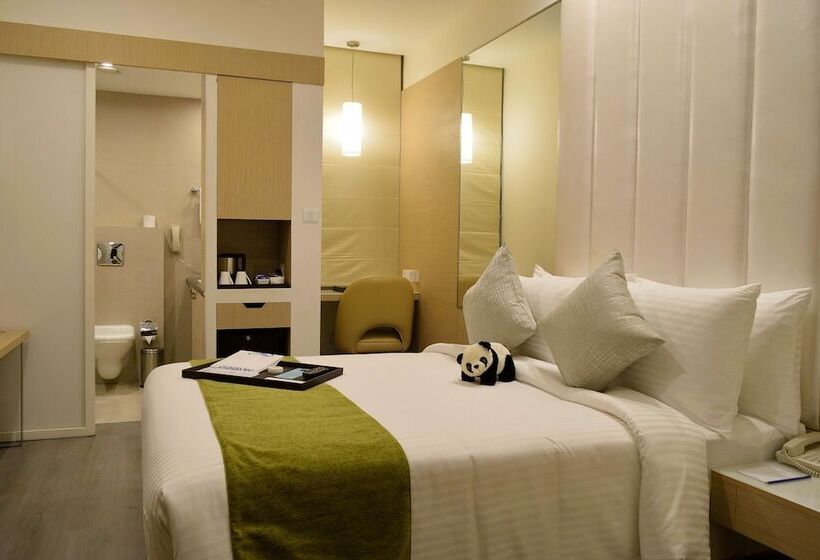 豪华房间, Sarovar Portico Outer Ring Road