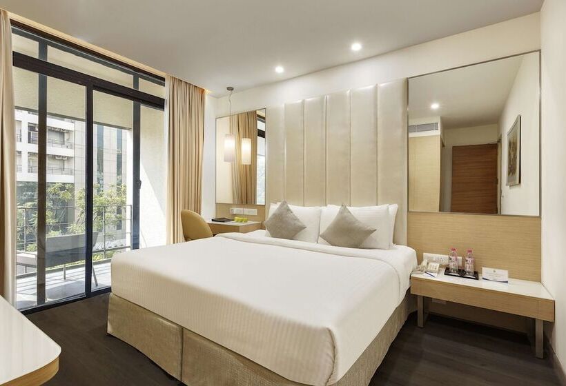 デラックスルーム, Sarovar Portico Outer Ring Road