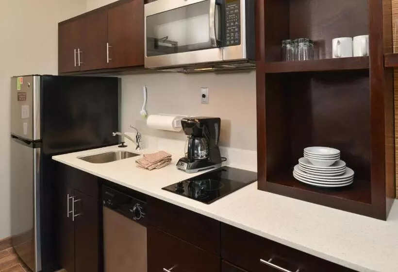 スタンダードスタジオ, Towneplace Suites By Marriott Laplace