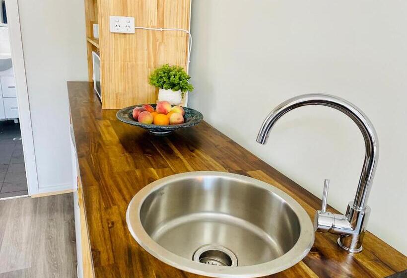 إستوديو ديلوكس, Highway Motor Inn Taree