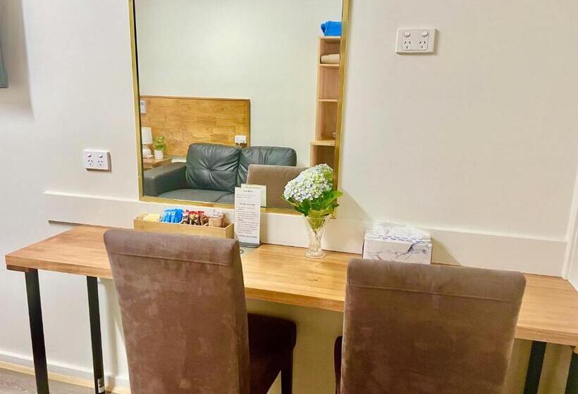 غرفة ديلوكس ثلاثية, Highway Motor Inn Taree