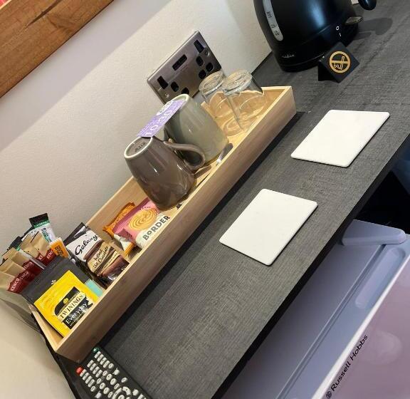 غرفة قياسية سرير كينج, Old Manor House