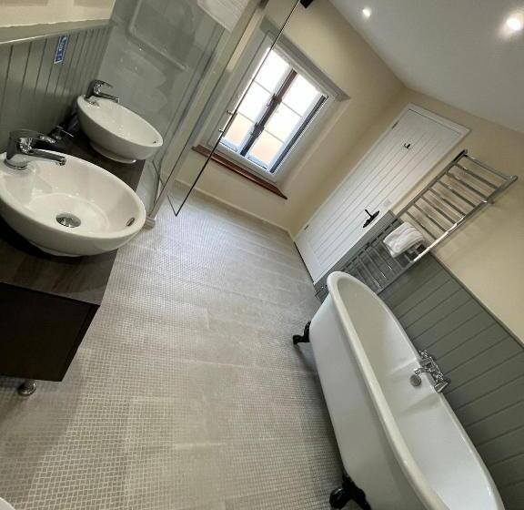 غرفة سوبيريور سرير كينج, Old Manor House