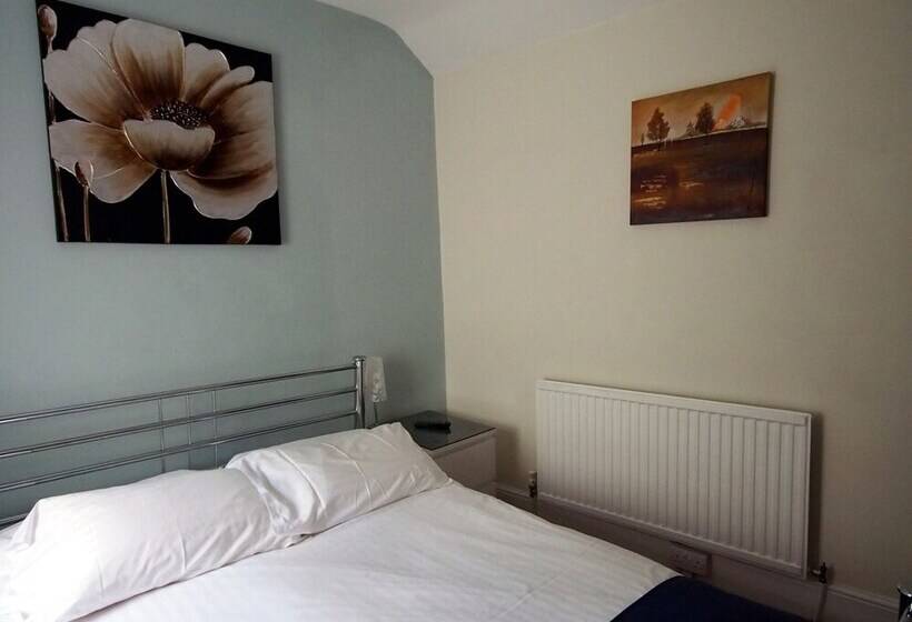 带共用浴室的标准房间, Leonardo S Guest House