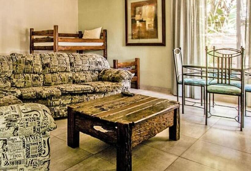 آپارتمان 1 خوابه همکف, The Russel Guest House