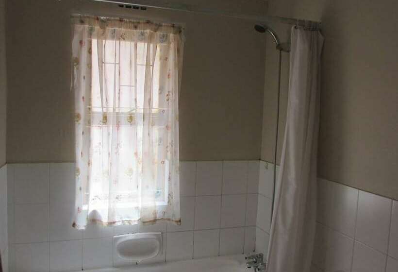 דירת שני חדרים, Serengeti Self Catering Units