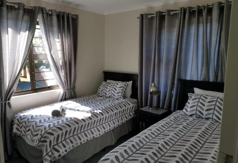 דירת שני חדרים, Serengeti Self Catering Units