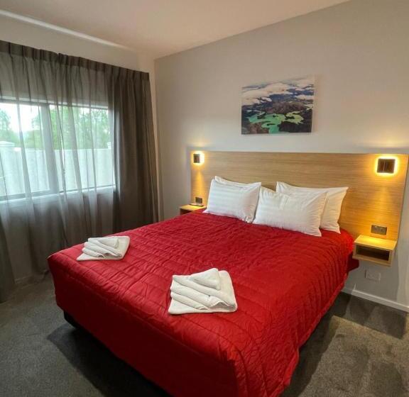 דירת חדר, Sierra Motel And Apartments