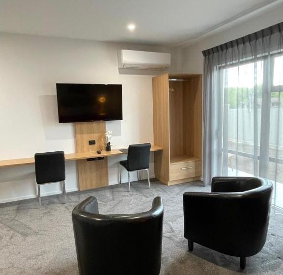Апартаменты 1 Спальня, Sierra Motel And Apartments