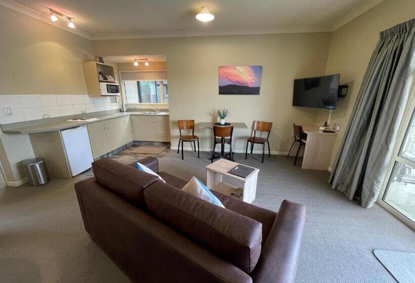 דירת חדר, Sierra Motel And Apartments