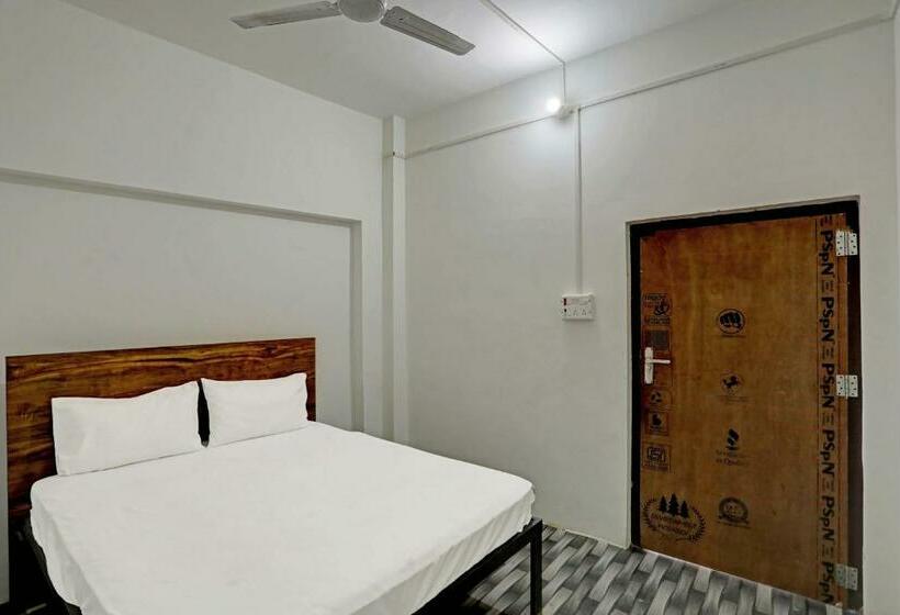 חדר קלאסי לשלושה, Oyo Hotel Happy Inn