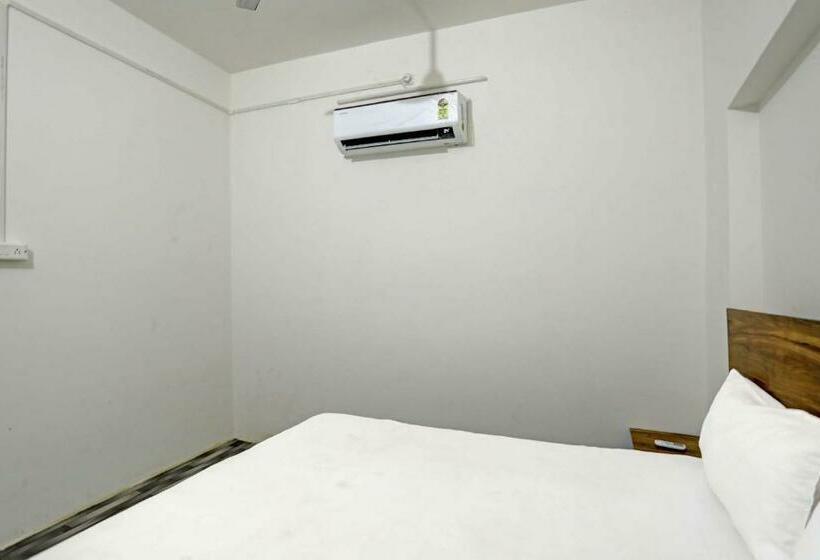 חדר קלאסי לשלושה, Oyo Hotel Happy Inn