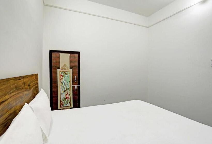 חדר קלאסי לשלושה, Oyo Hotel Happy Inn