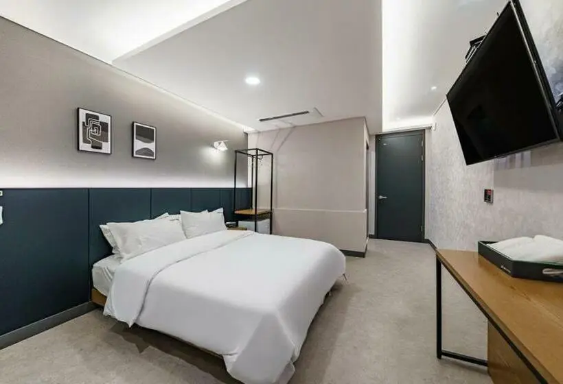 اتاق استاندارد, Browndot Hotel Guun