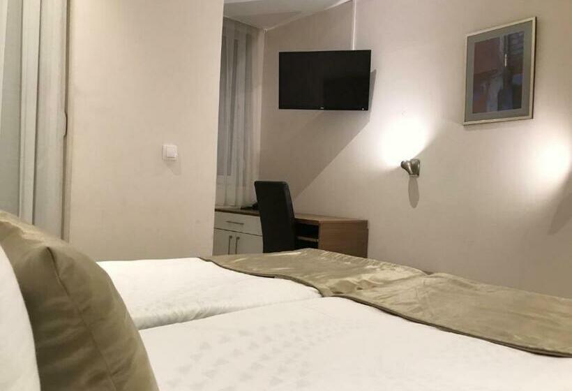 اتاق استاندارد, S San