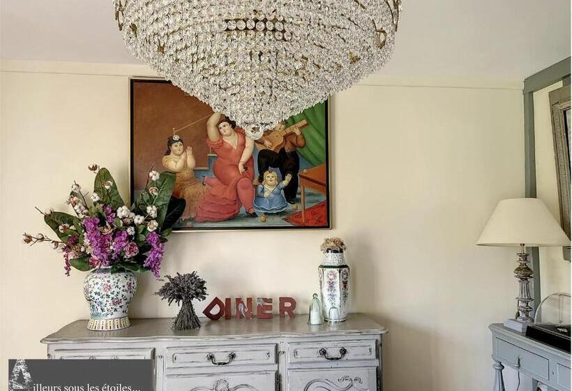 スタンダードルーム, Ailleurs Sous Les Etoiles