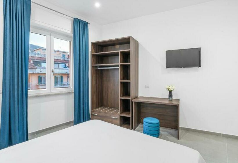 Номер Deluxe Кровать Кинг, Pangea Luxury Rooms